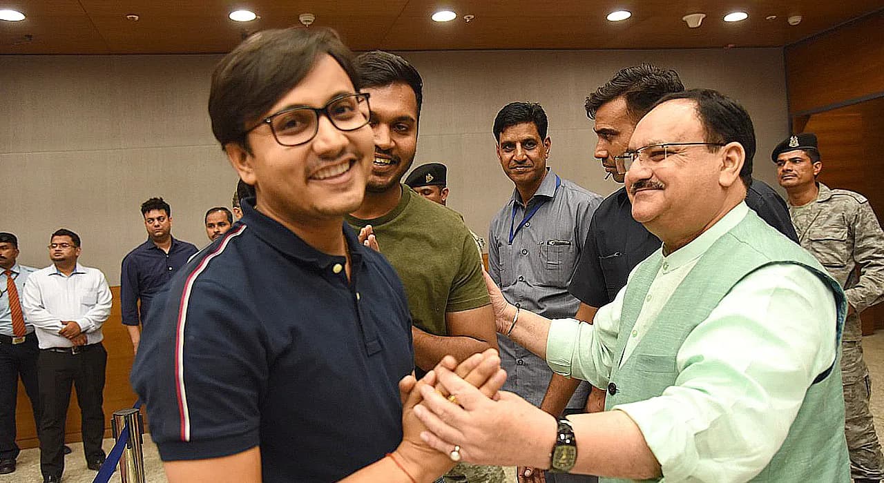Meeting a senior national leader